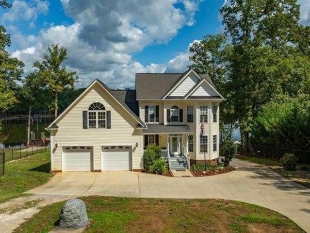 House for sale in Batesburg