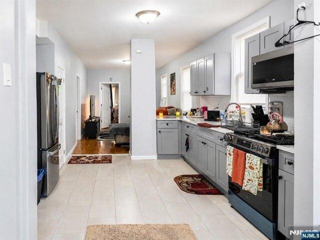 House for sale in Hudson, New Jersey