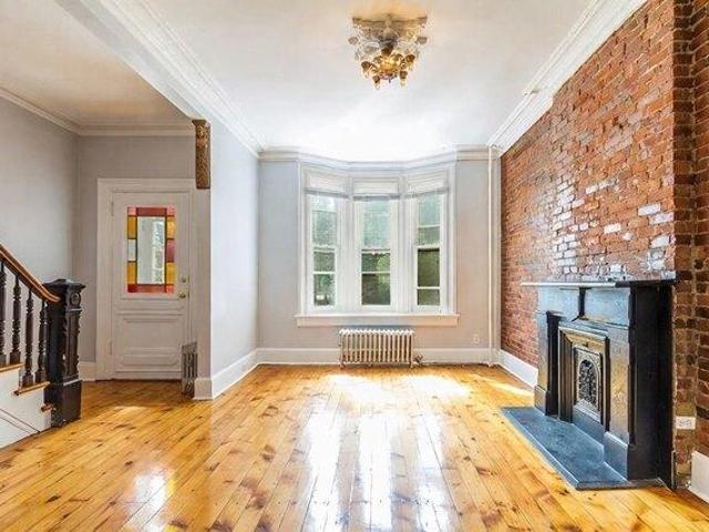 House for sale in Hudson, New Jersey