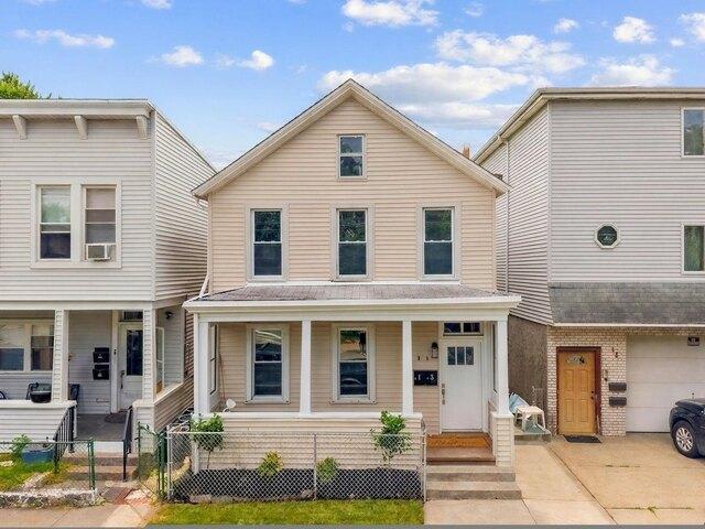 House for sale in Hudson, New Jersey