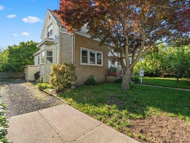 House for sale in Hudson, New Jersey