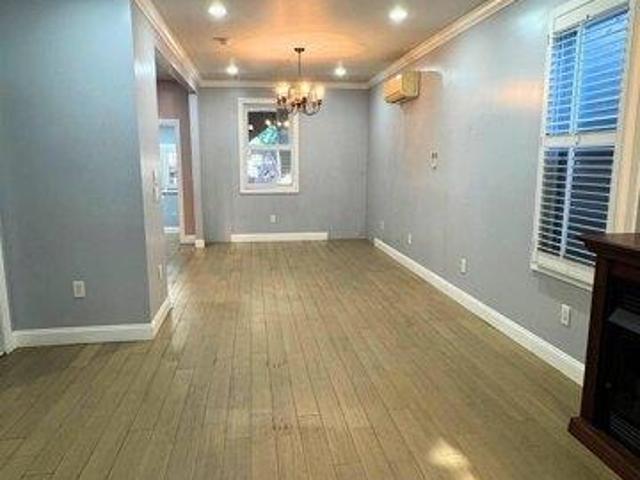 House for sale in Hudson, New Jersey