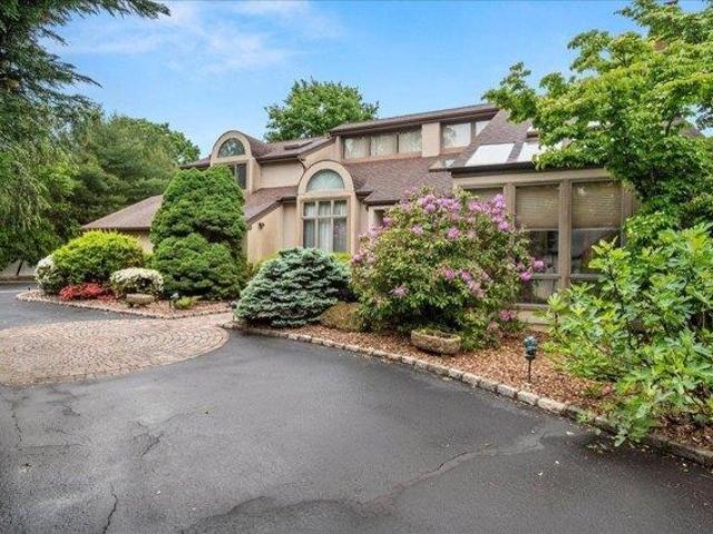 House for sale in Bayport, New York