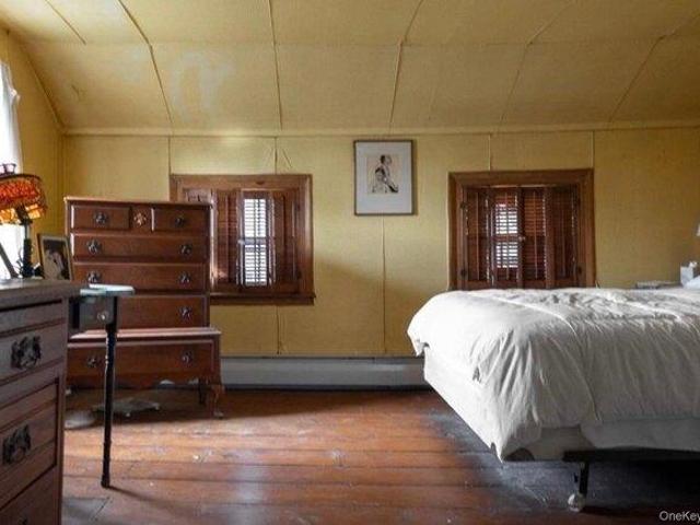 House for sale in Bohemia, New York