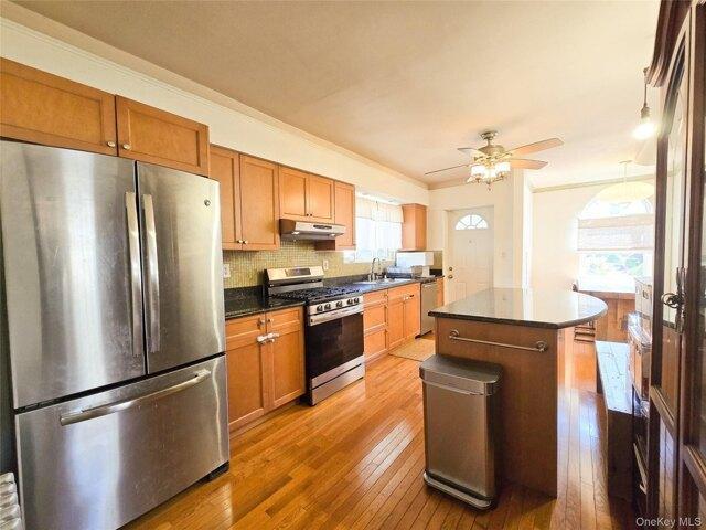 House for sale in Queens, Arverne