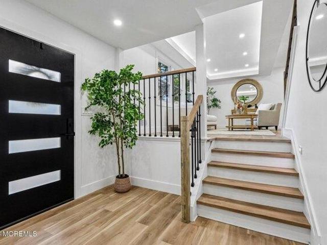 House for sale in Bayville, New Jersey