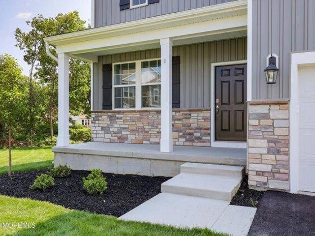 House for sale in Bayville, New Jersey
