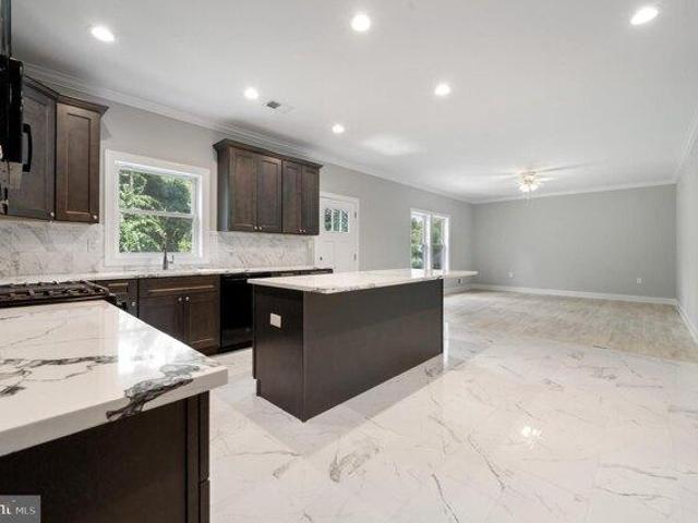 House for sale in Bayville, New Jersey