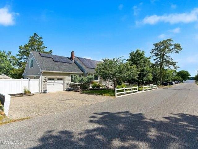 House for sale in Beachwood, New Jersey