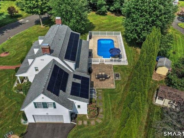 House for sale in Beacon Falls, Connecticut