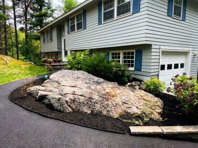 House for sale in Bedford, Middlesex County