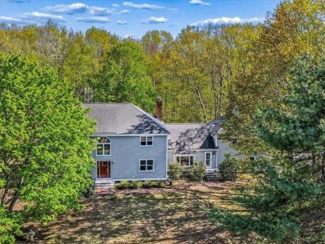 House for sale in New Hampshire