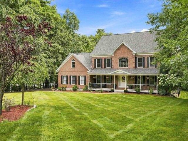 House for sale in Bedford, Hillsborough County
