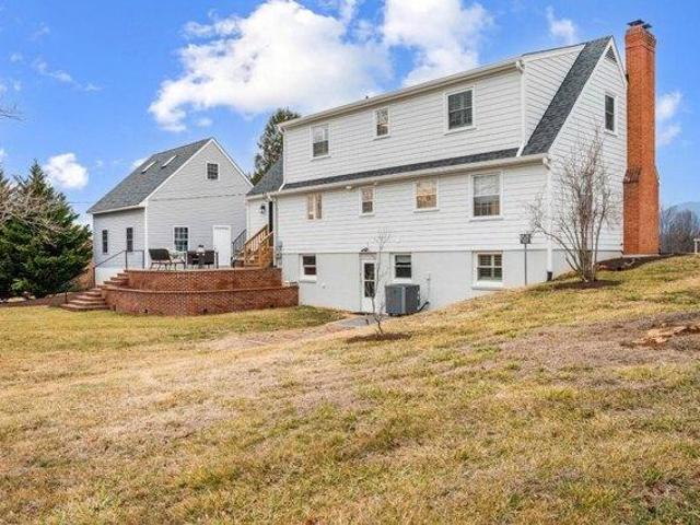 House for sale in Virginia