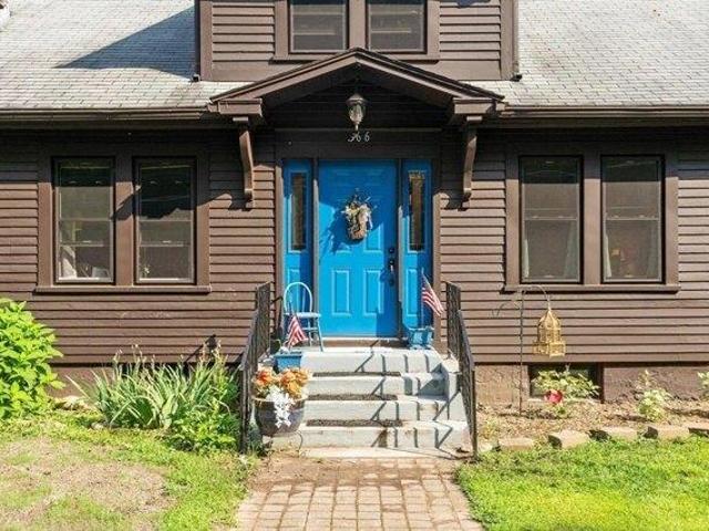 House for sale in Belchertown, Hampshire County