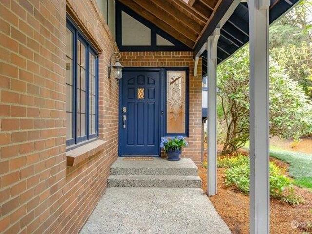 House for sale in Bellevue, Washington
