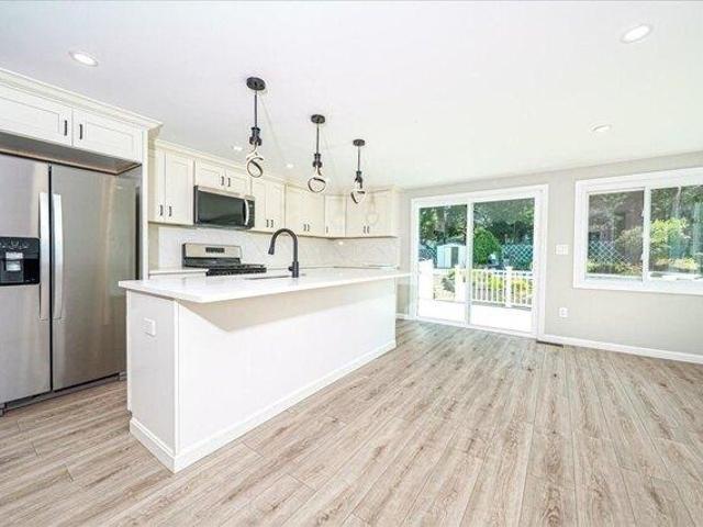 House for sale in Bellingham, Massachusetts