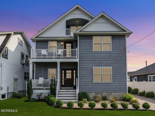 House for sale in Monmouth, New Jersey