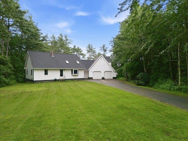 House for sale in Maine