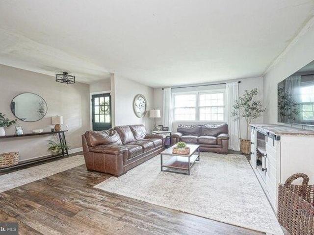 House for sale in Berlin, New Jersey