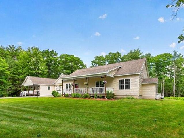 House for sale in Berwick, Maine
