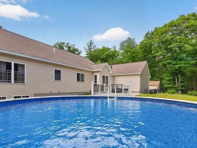 House for sale in Berwick, Maine