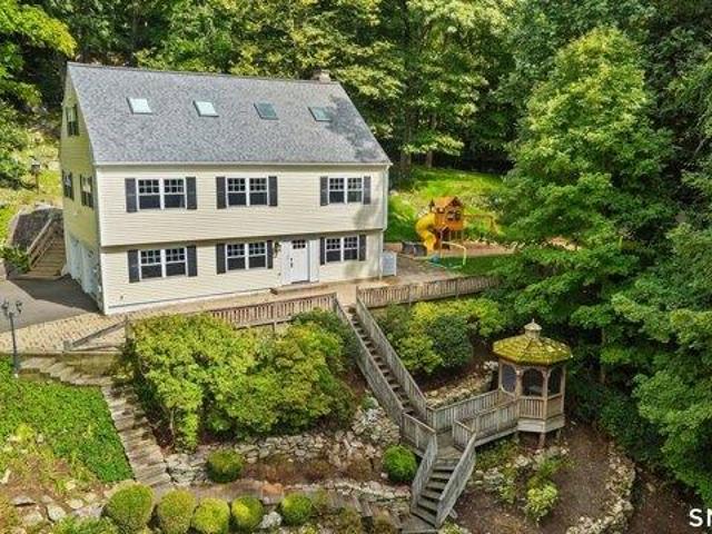 House for sale in Bethel, Western Connecticut Planning Region