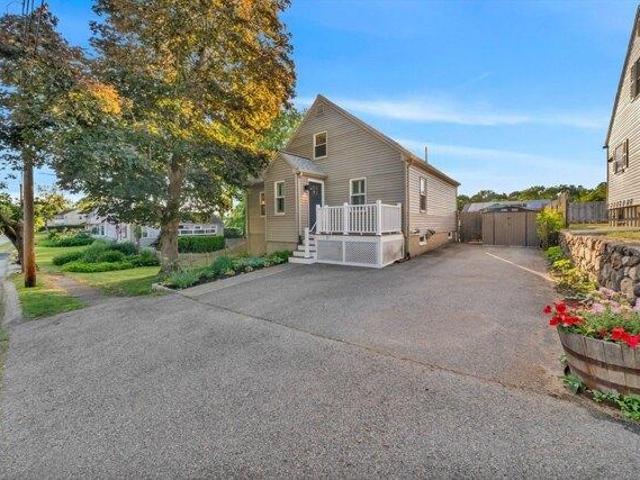 House for sale in Beverly, Massachusetts