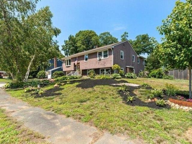House for sale in Beverly, Massachusetts