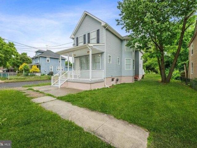 House for sale in Beverly, New Jersey