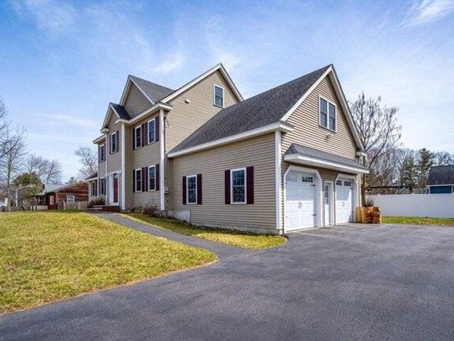 House for sale in Billerica, Massachusetts