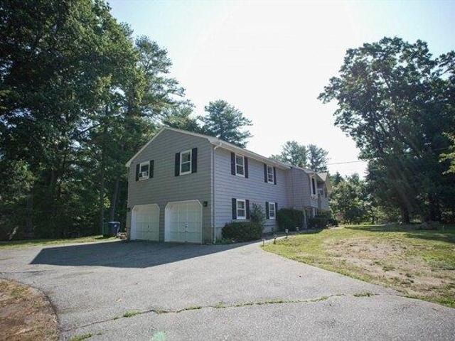 House for sale in Billerica, Massachusetts