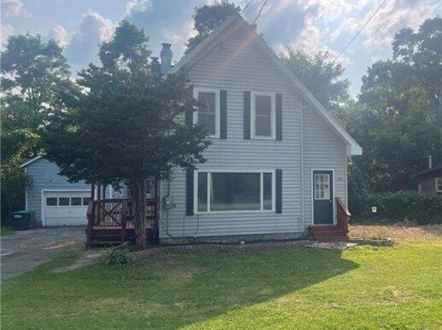 House for sale in Black River