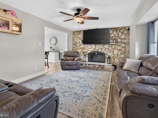 House for sale in Turnersville, New Jersey
