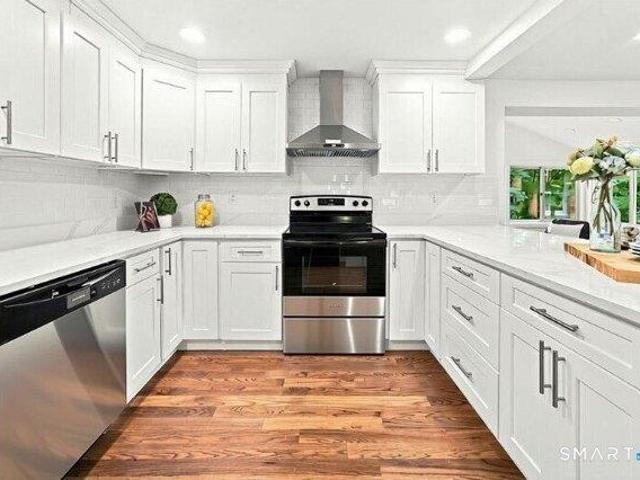 House for sale in Bloomfield, Connecticut