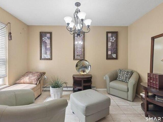 House for sale in Bloomfield, Capitol Planning Region