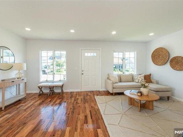 House for sale in Bloomfield, New Jersey