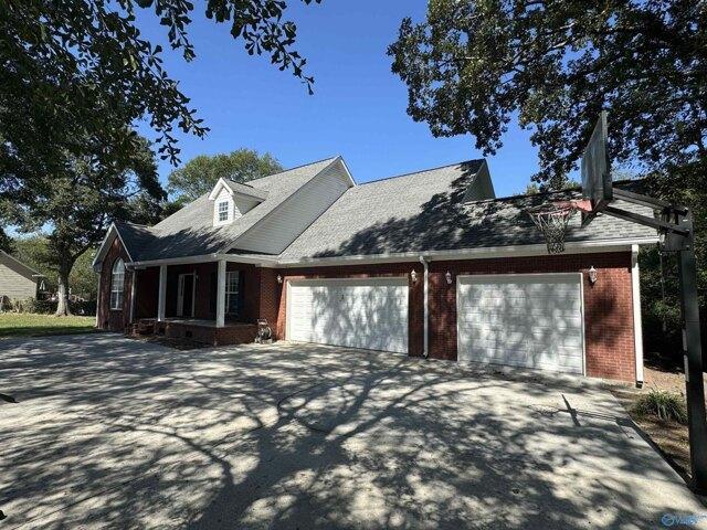 House for sale in Boaz, Alabama