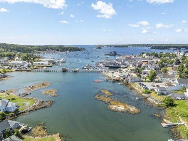 House for sale in Boothbay Harbor, Maine