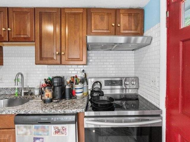 House for sale in Stonybrook Village, Boston
