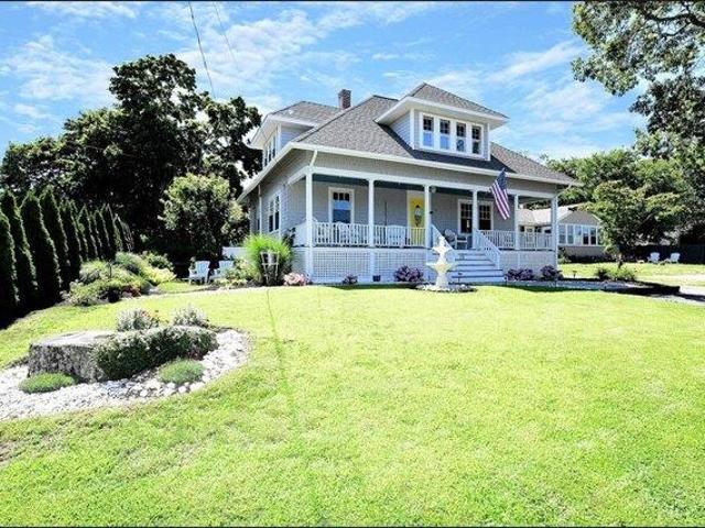 House for sale in Cataumet, Massachusetts