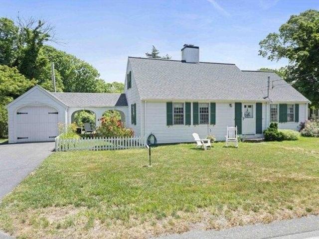 House for sale in Cataumet, Massachusetts