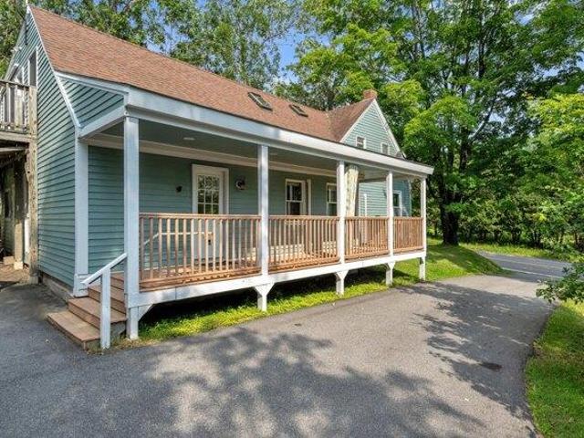 House for sale in Bowdoinham, Maine