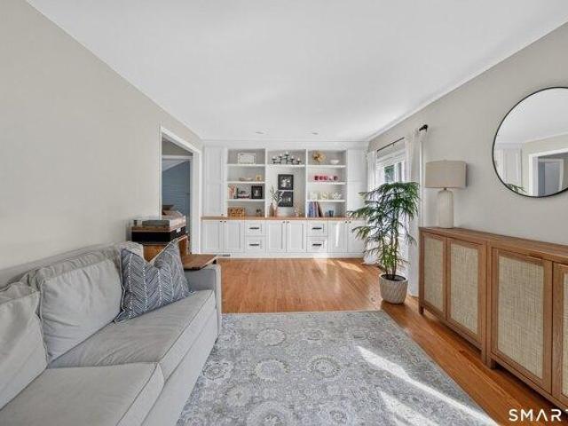House for sale in Branford, South Central Connecticut Planning Region