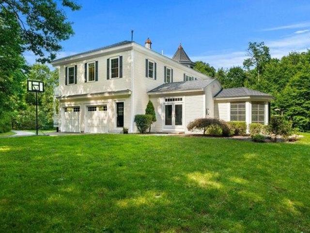 House for sale in New Hampshire