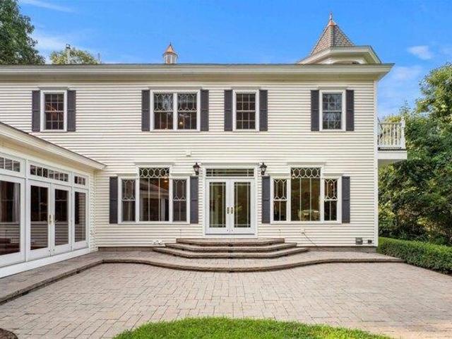 House for sale in New Hampshire
