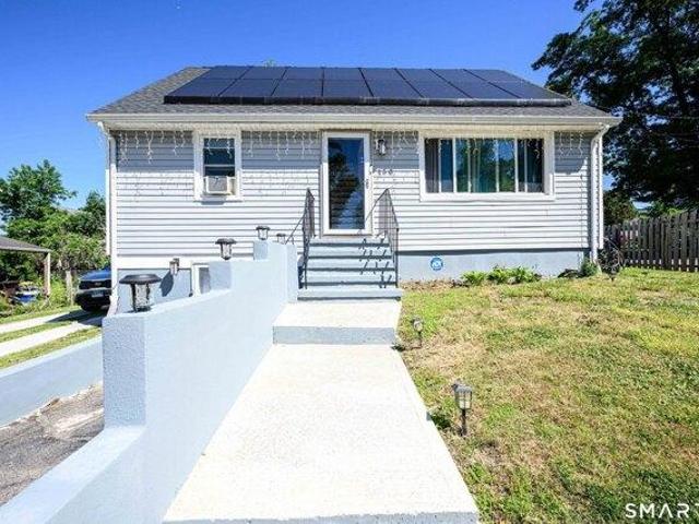 House for sale in Bridgeport, Connecticut