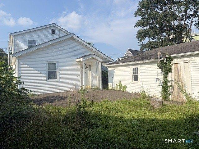 House for sale in Bridgeport, Connecticut