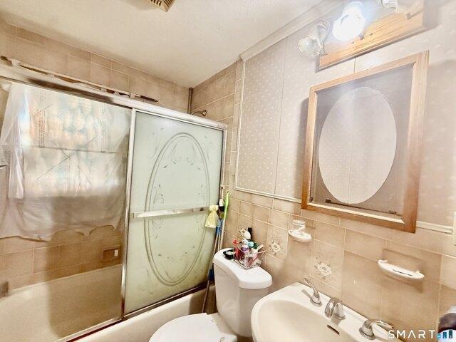 House for sale in Bridgeport, Connecticut