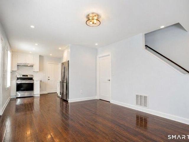 House for sale in Bridgeport, Greater Bridgeport Planning Region